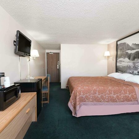 Hotel Super 8 By Wyndham Glendive Esterno foto